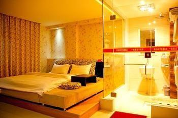 Lucky 5 Million Express Hotel Yuxi Kunming Exterior photo