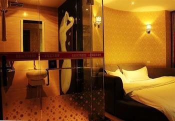 Lucky 5 Million Express Hotel Yuxi Kunming Exterior photo